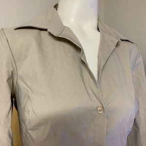 New! Forever 21 Tan Button Down 3/4 Sleeve Top S